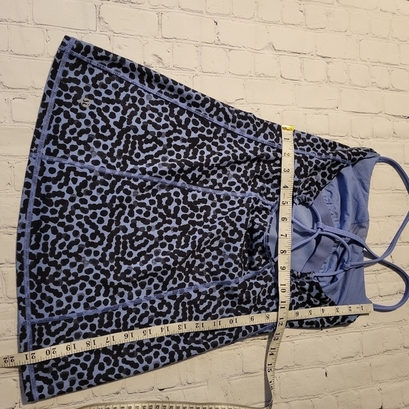Lululemon Athletica Animal Print Blue Tank Top Size 6 - Picture 5 of 6